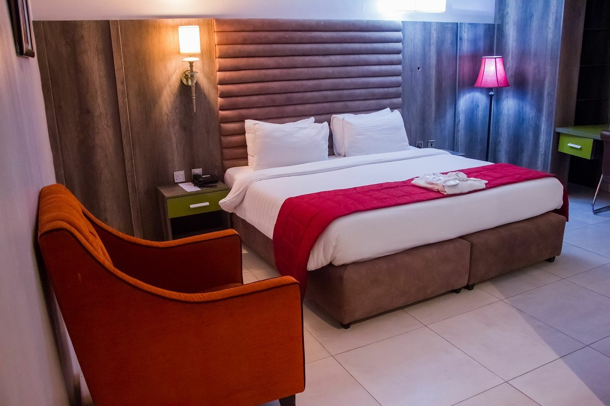 Glee Hotel Aliayabiagba 外观 照片