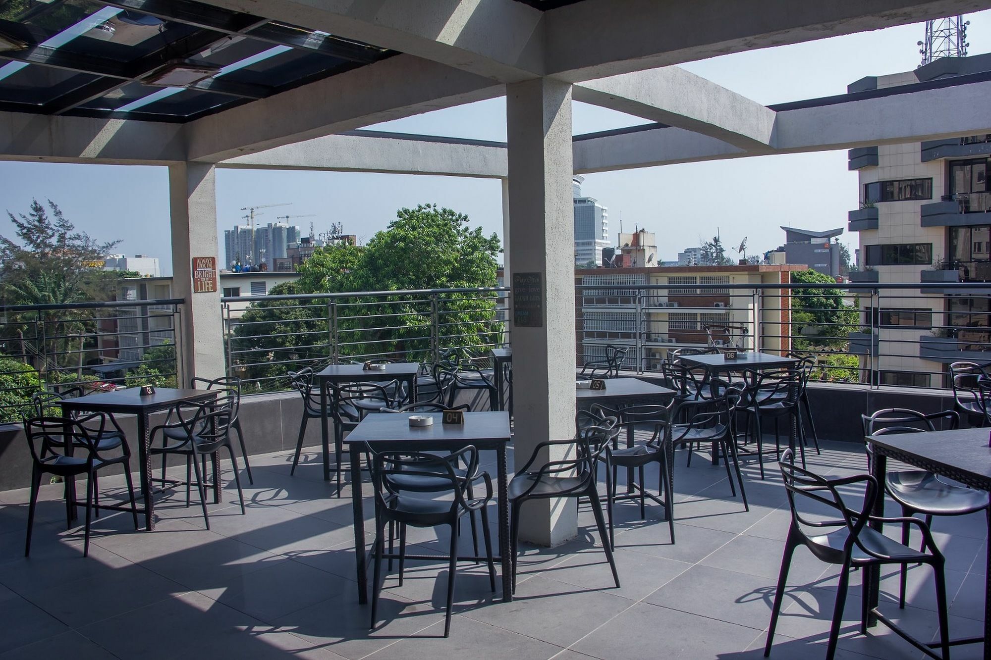 Glee Hotel Aliayabiagba 外观 照片