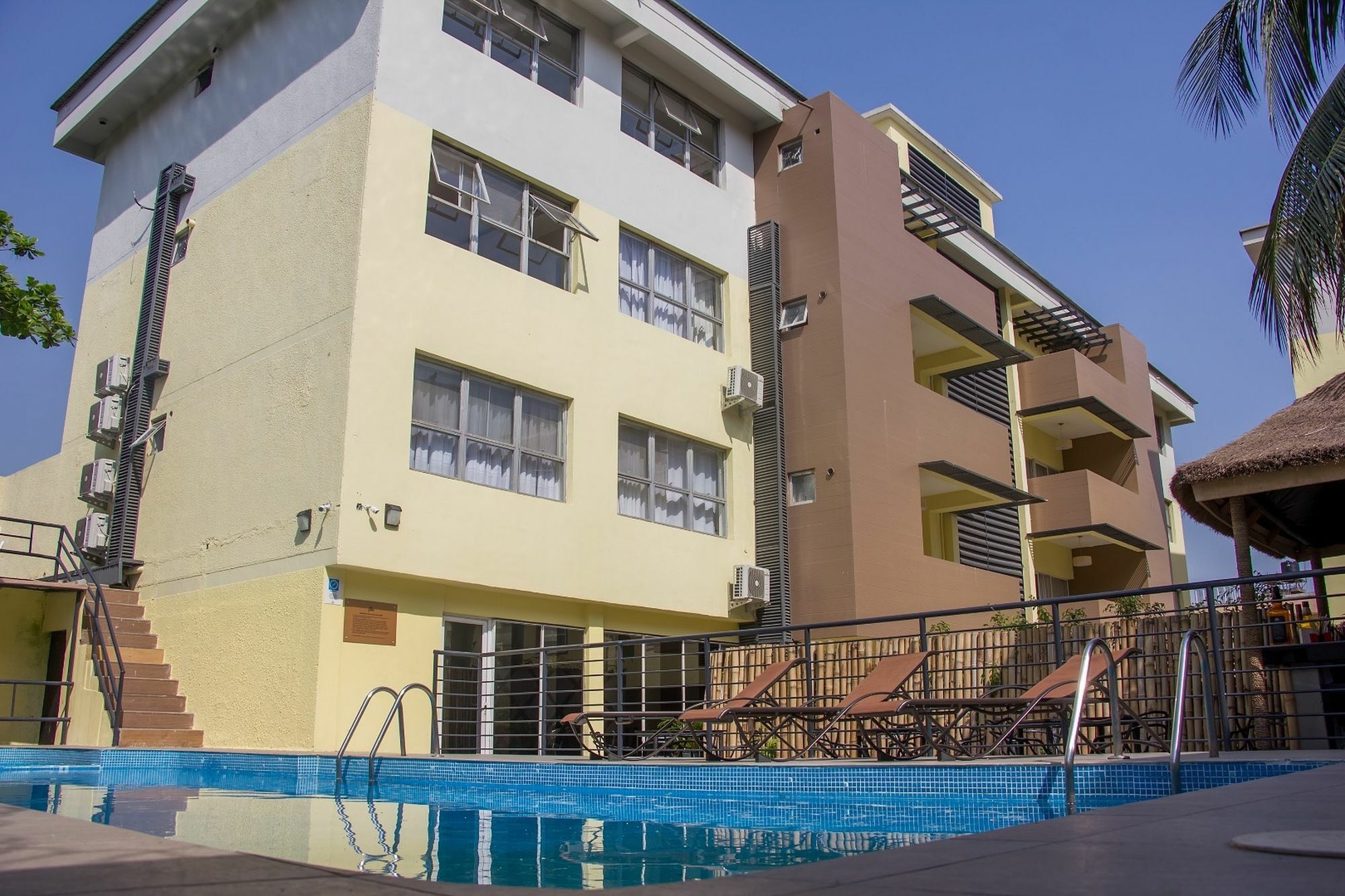 Glee Hotel Aliayabiagba 外观 照片