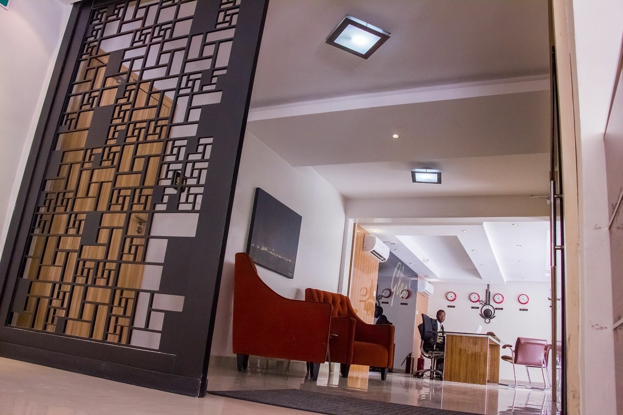 Glee Hotel Aliayabiagba 外观 照片