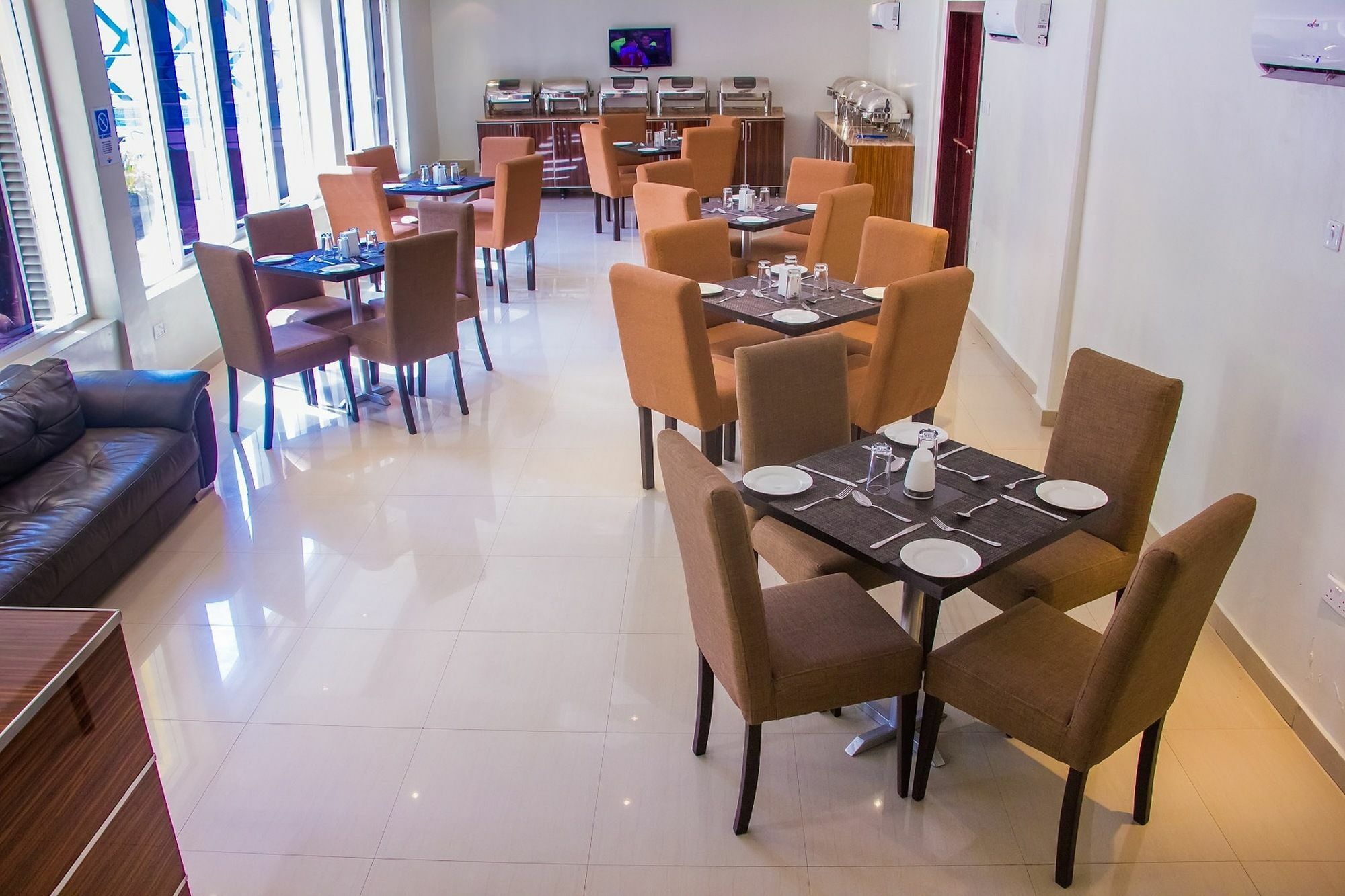 Glee Hotel Aliayabiagba 外观 照片