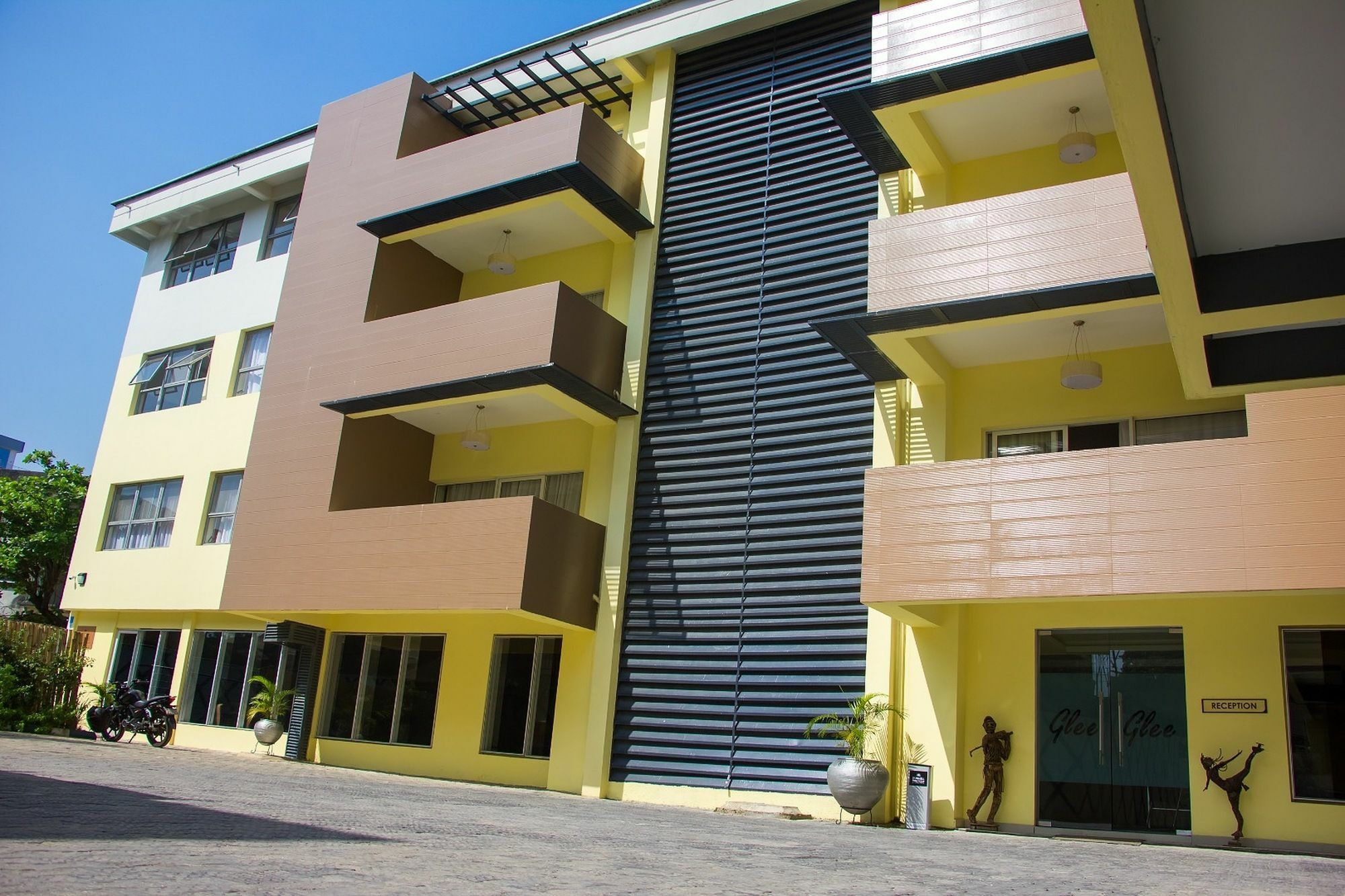 Glee Hotel Aliayabiagba 外观 照片
